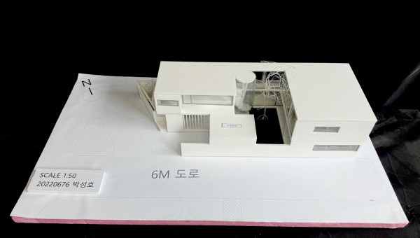 b2bd680de17ea3d9f5f87b338a00b38a_1755145896_5029.jpg