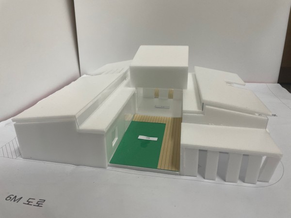 b2bd680de17ea3d9f5f87b338a00b38a_1755146548_7104.jpg