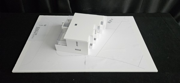 b2bd680de17ea3d9f5f87b338a00b38a_1755147054_4059.jpg